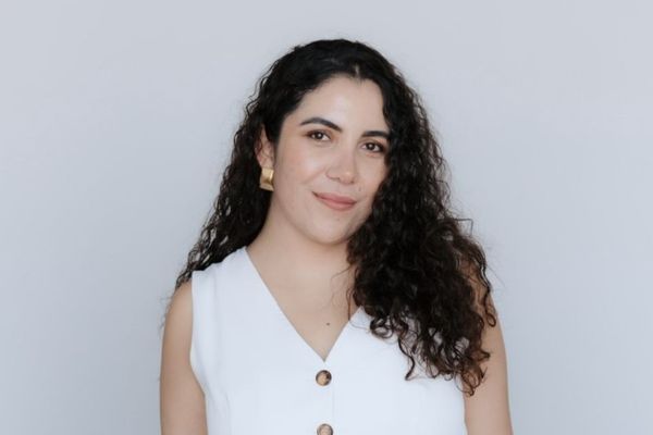 Cinthya Garduño lidera con una filosofía contundente: “El arte no solo es atraer pacientes, es saber retenerlos con confianza y reputación”.